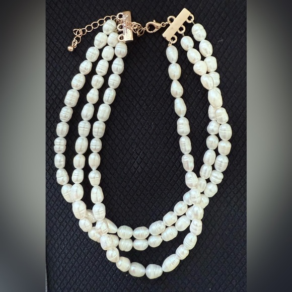 Three-Strand Faux Pearl Statement Necklace - Picture 1 of 6